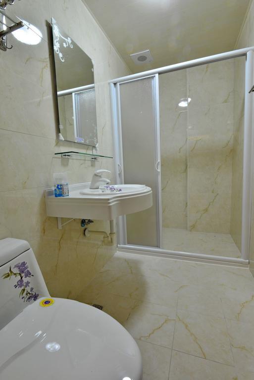 Star Travel B & B Старе місто Хенчун Екстер'єр фото